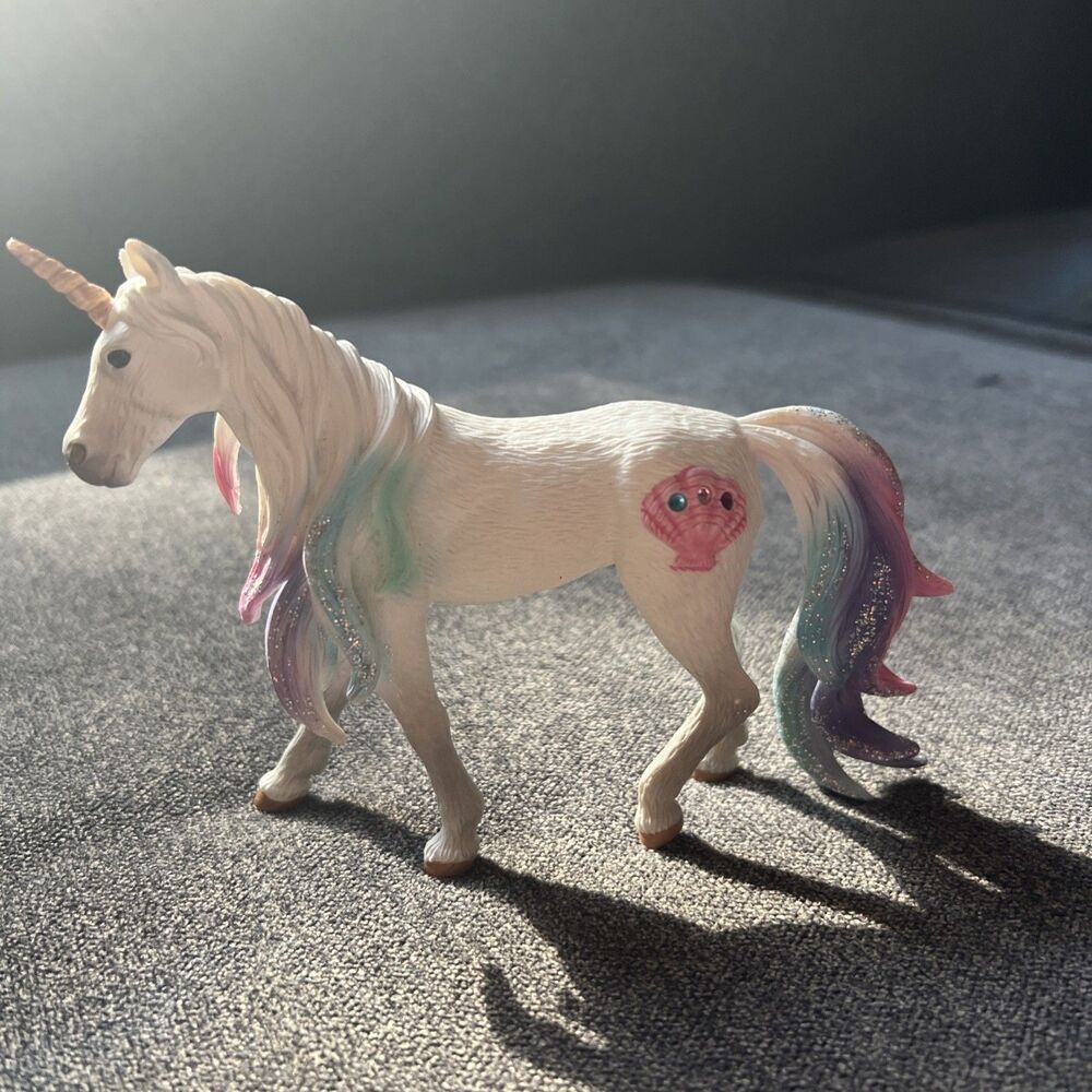 2017 Schleich Decorated Unicorn 73527 Mare Bayala Fantasy Figure